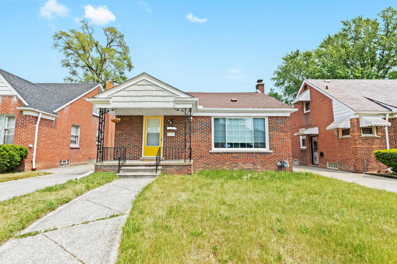 Villa Family-Friendly, Multi-Day Sale, 15 Mins To Downtown Detroit Exterior foto